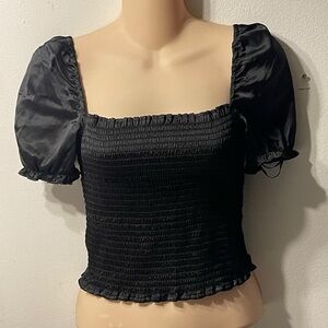 Urban Outfitters black Cropped Smocked Puff short Sleeves Peasant Top size Small